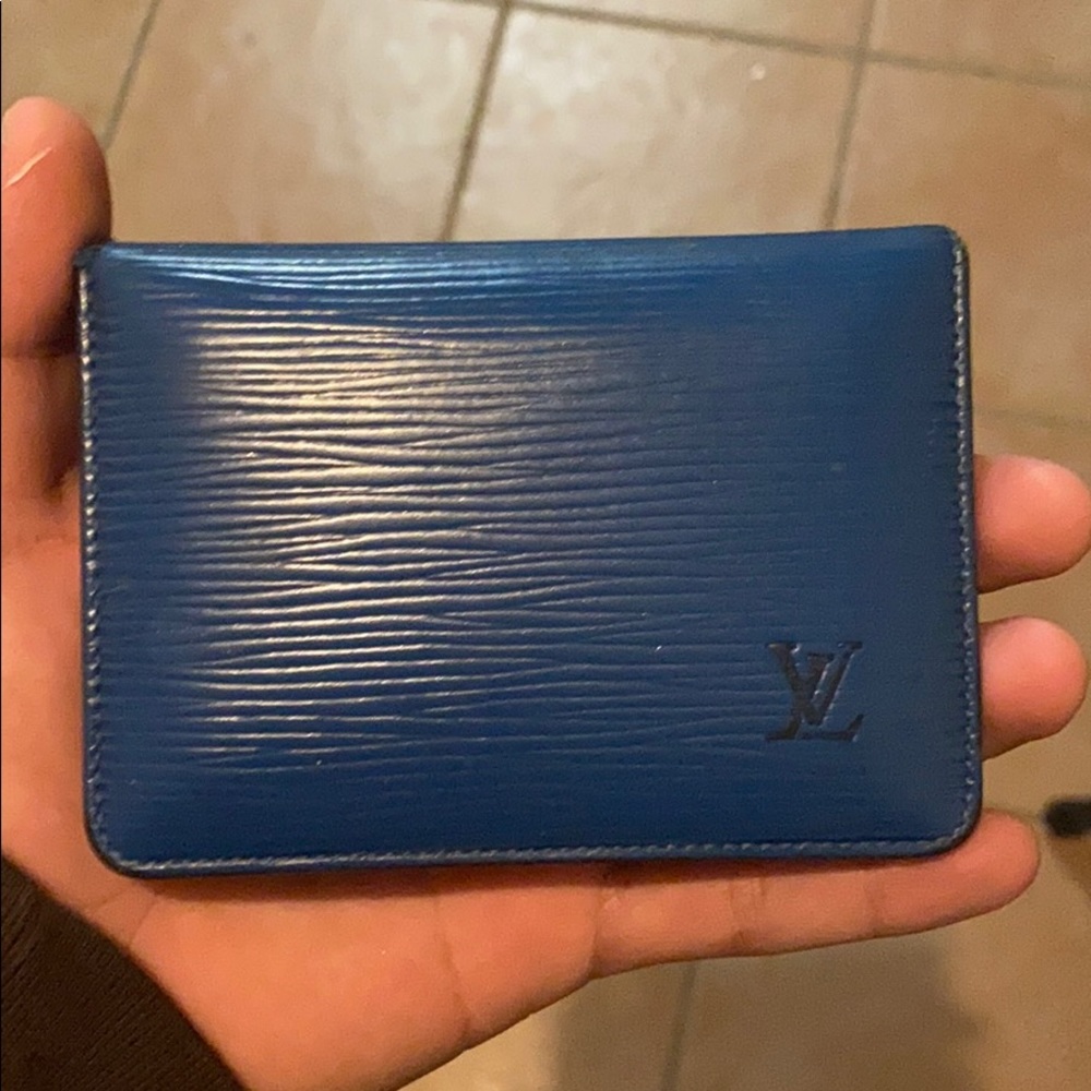 Louis Vuitton card holder. Epi